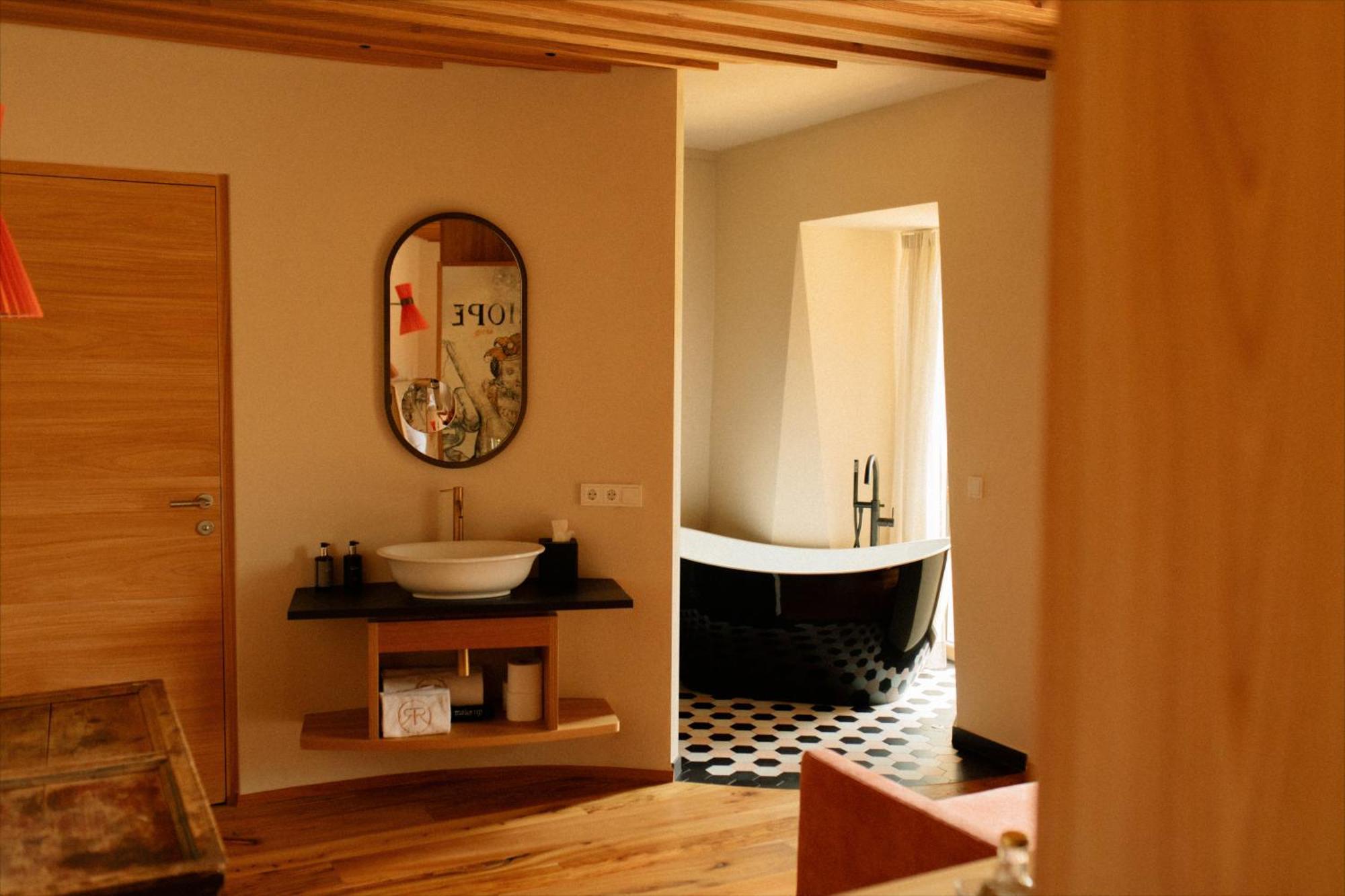 Langenmantel Historic Suites Termeno Eksteriør billede